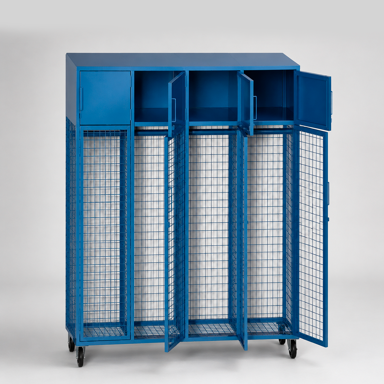 Rack para EPP con puertas y gabinete superior